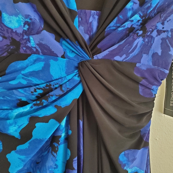 Jones Wear Floral Dress - Picture 4 of 9